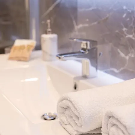 Sulle Stelle 3* لا سبيتسْيا